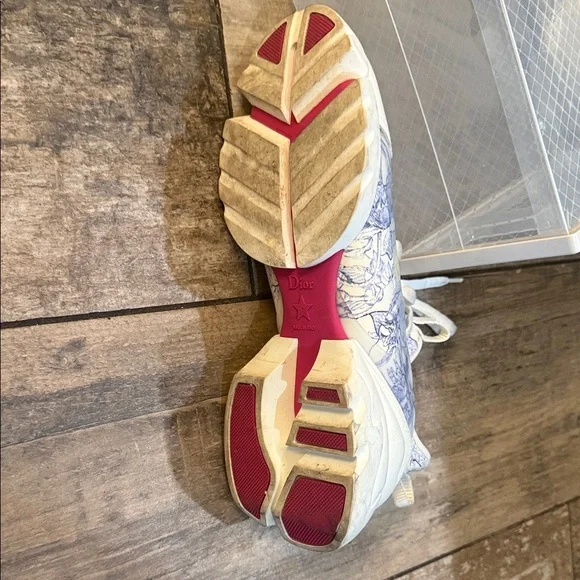 Dior Women's Sneakers - Cream and Blue - Picture 3 of 5